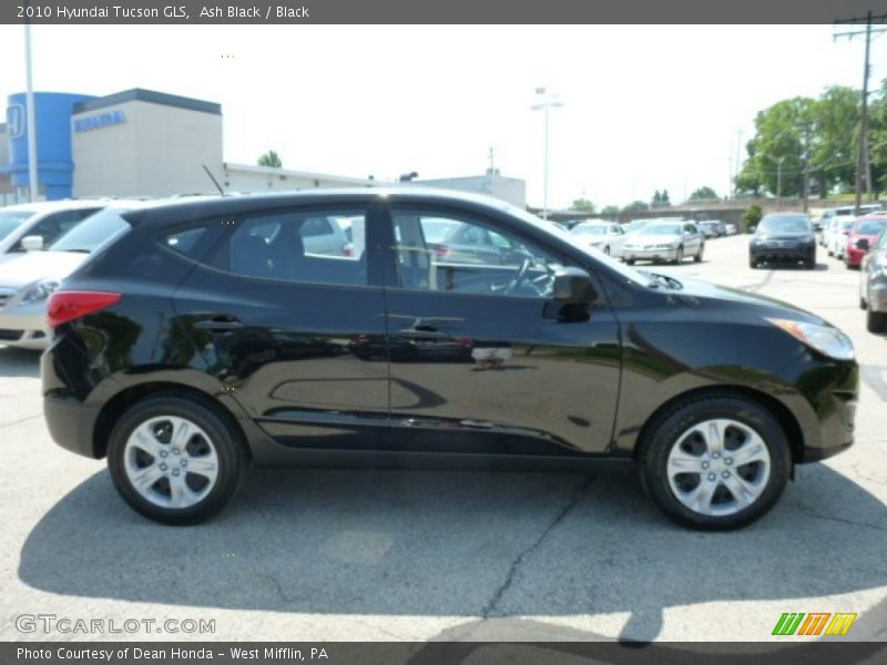 Ash Black / Black 2010 Hyundai Tucson GLS