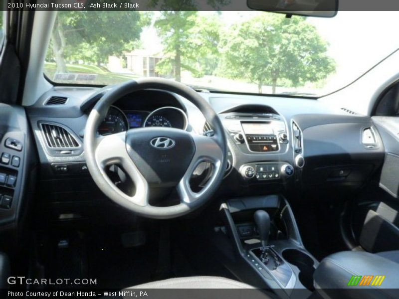 Ash Black / Black 2010 Hyundai Tucson GLS