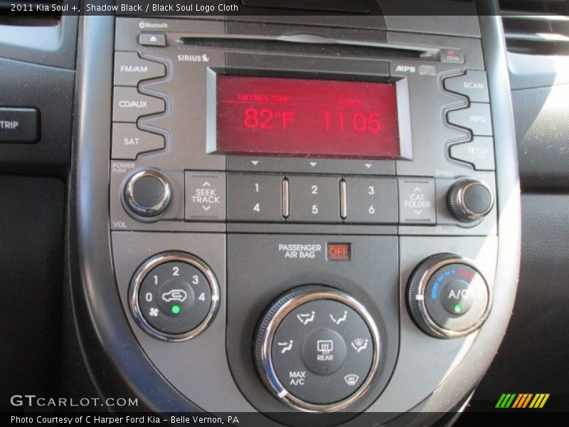 Shadow Black / Black Soul Logo Cloth 2011 Kia Soul +