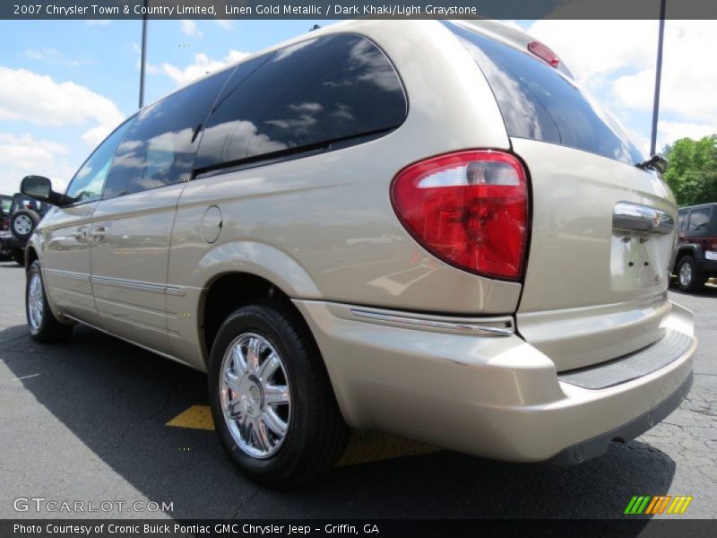 Linen Gold Metallic / Dark Khaki/Light Graystone 2007 Chrysler Town & Country Limited