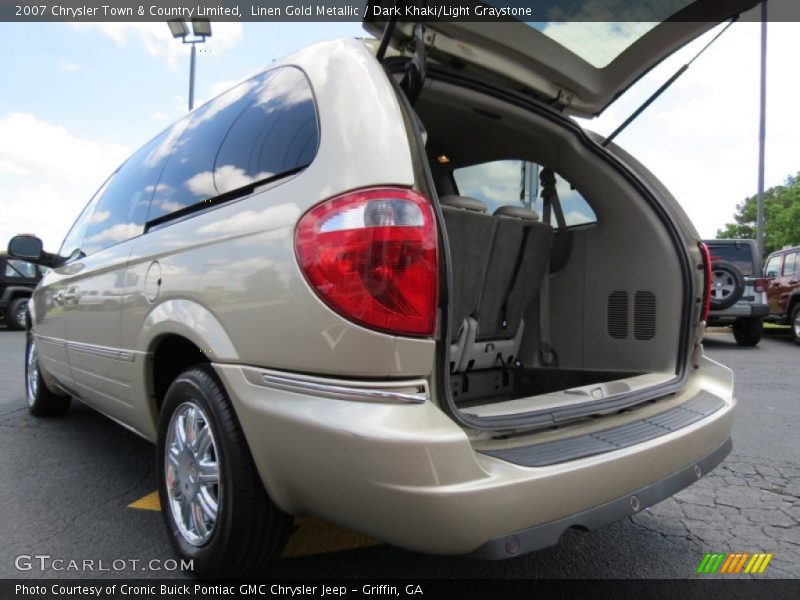 Linen Gold Metallic / Dark Khaki/Light Graystone 2007 Chrysler Town & Country Limited