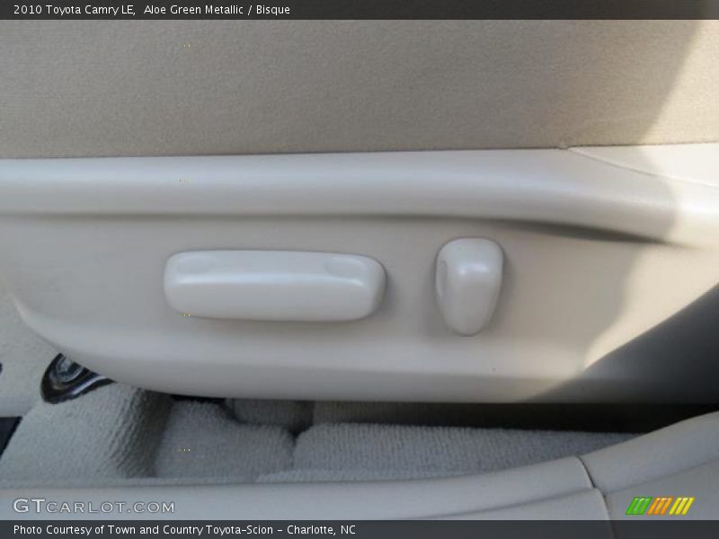 Aloe Green Metallic / Bisque 2010 Toyota Camry LE