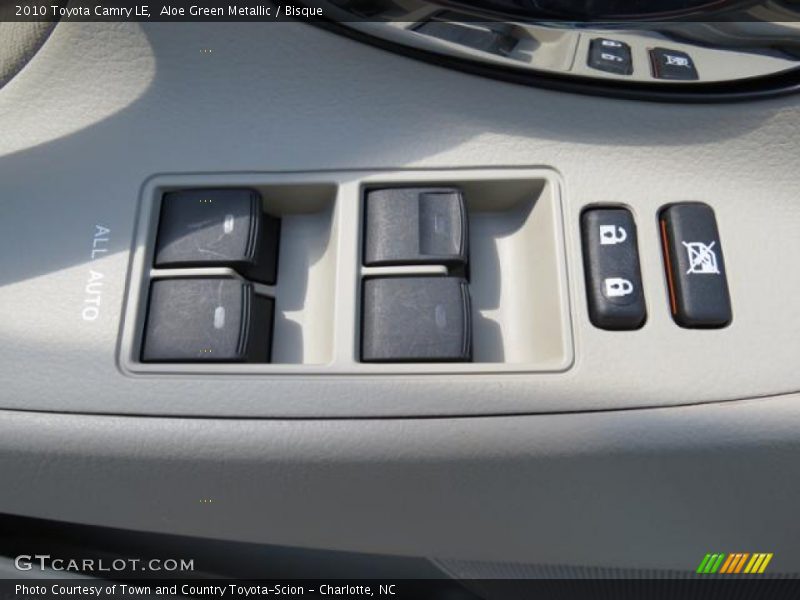 Aloe Green Metallic / Bisque 2010 Toyota Camry LE