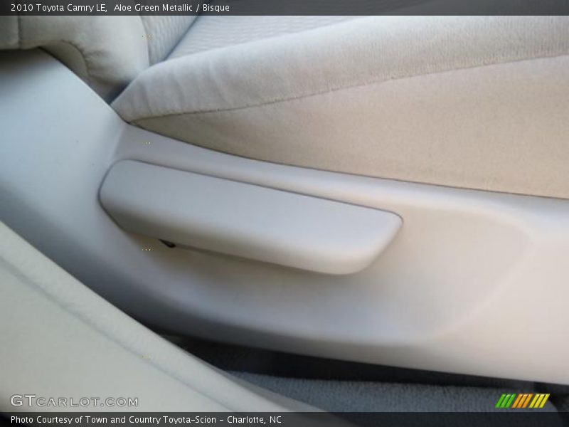 Aloe Green Metallic / Bisque 2010 Toyota Camry LE