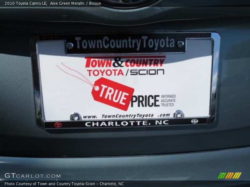 Aloe Green Metallic / Bisque 2010 Toyota Camry LE