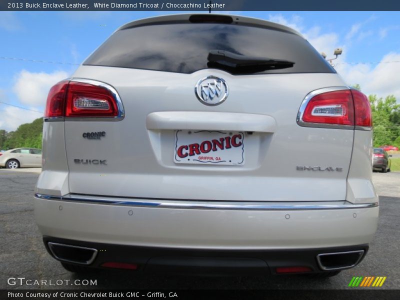 White Diamond Tricoat / Choccachino Leather 2013 Buick Enclave Leather