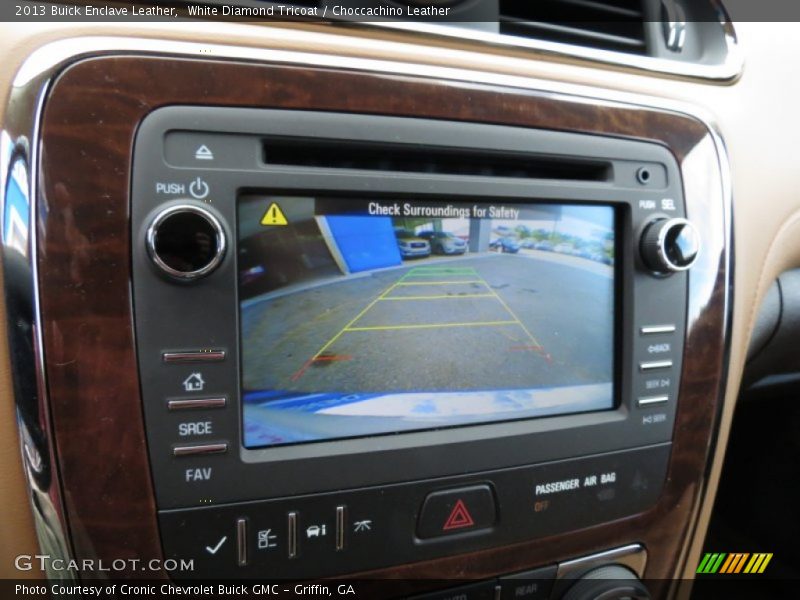 White Diamond Tricoat / Choccachino Leather 2013 Buick Enclave Leather