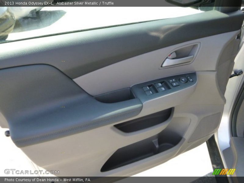 Alabaster Silver Metallic / Truffle 2013 Honda Odyssey EX-L