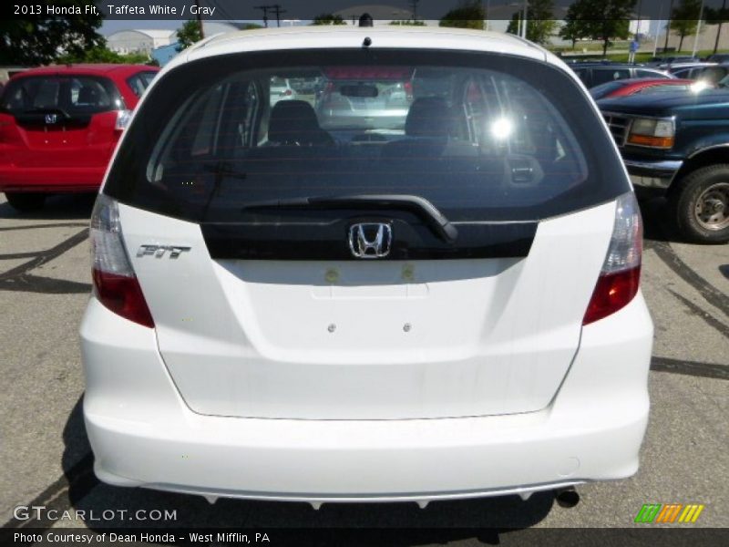 Taffeta White / Gray 2013 Honda Fit