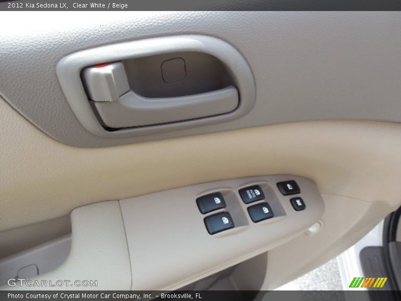 Clear White / Beige 2012 Kia Sedona LX
