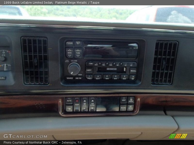 Controls of 1999 LeSabre Limited Sedan