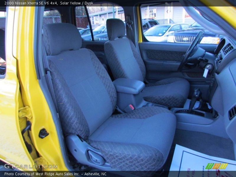 Solar Yellow / Dusk 2000 Nissan Xterra SE V6 4x4