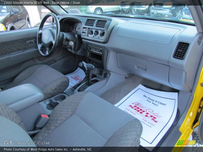 Solar Yellow / Dusk 2000 Nissan Xterra SE V6 4x4