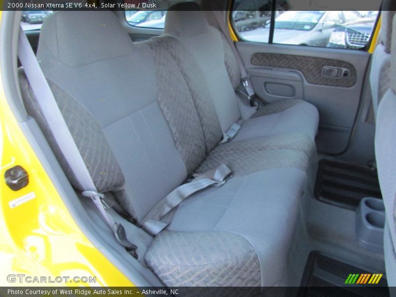 Solar Yellow / Dusk 2000 Nissan Xterra SE V6 4x4
