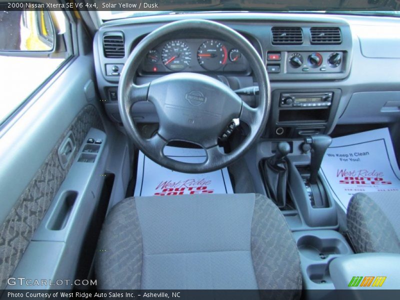 Solar Yellow / Dusk 2000 Nissan Xterra SE V6 4x4