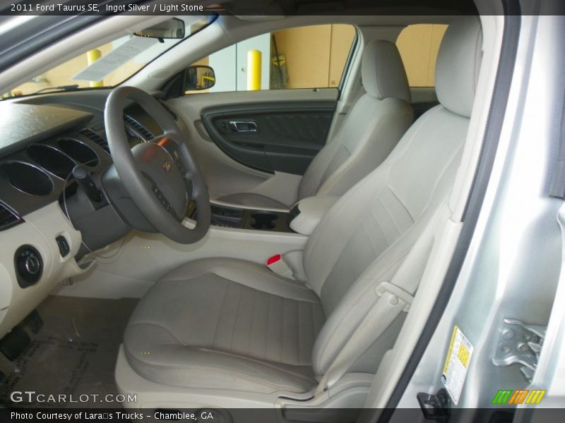 Ingot Silver / Light Stone 2011 Ford Taurus SE