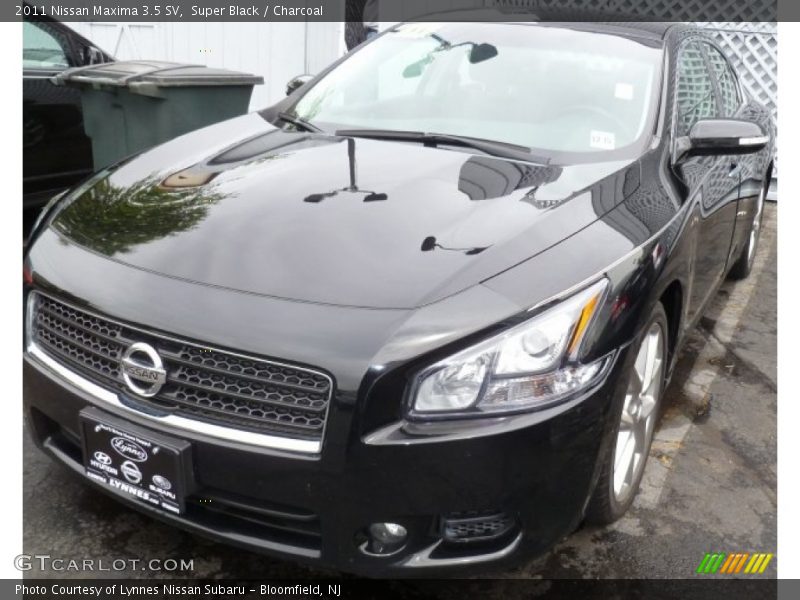 Super Black / Charcoal 2011 Nissan Maxima 3.5 SV