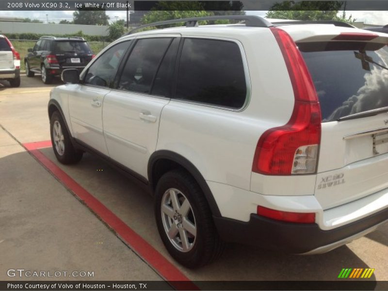 Ice White / Off Black 2008 Volvo XC90 3.2