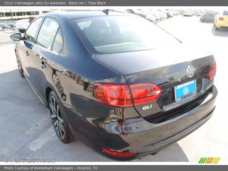 Black Uni / Titan Black 2013 Volkswagen Jetta GLI Autobahn