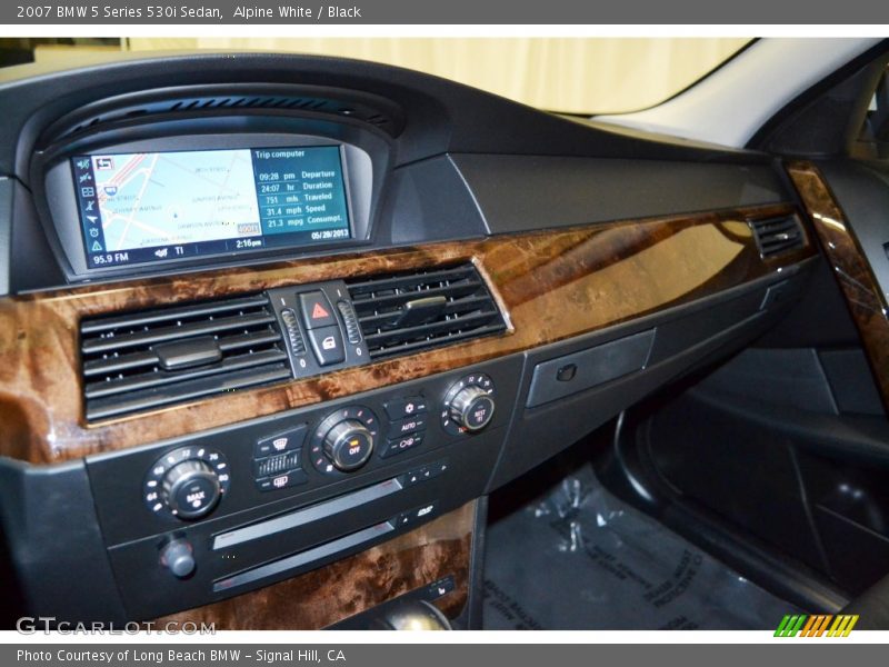 Alpine White / Black 2007 BMW 5 Series 530i Sedan