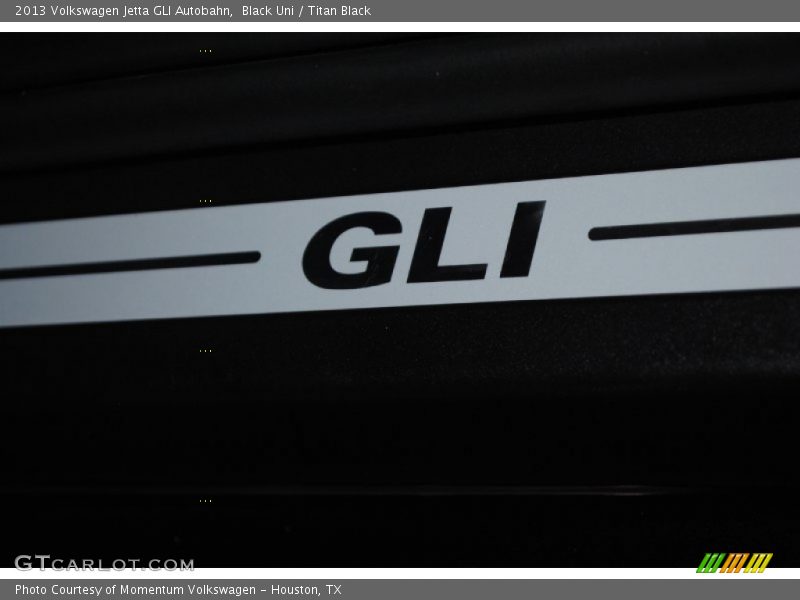 Black Uni / Titan Black 2013 Volkswagen Jetta GLI Autobahn