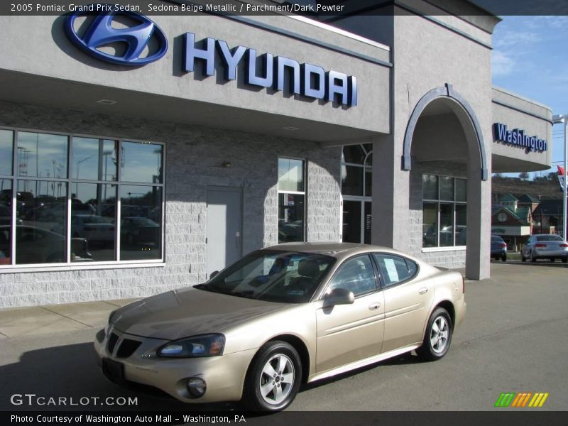 Sedona Beige Metallic / Parchment/Dark Pewter 2005 Pontiac Grand Prix Sedan