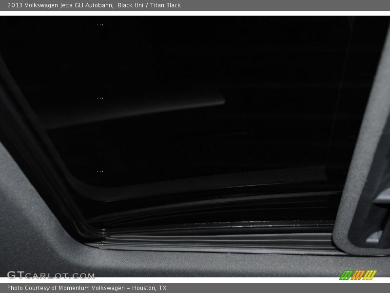 Black Uni / Titan Black 2013 Volkswagen Jetta GLI Autobahn