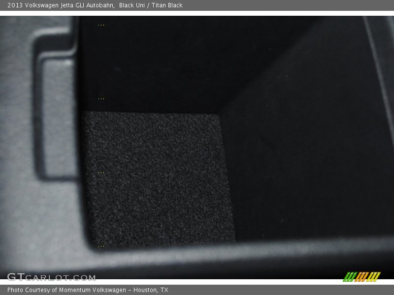 Black Uni / Titan Black 2013 Volkswagen Jetta GLI Autobahn