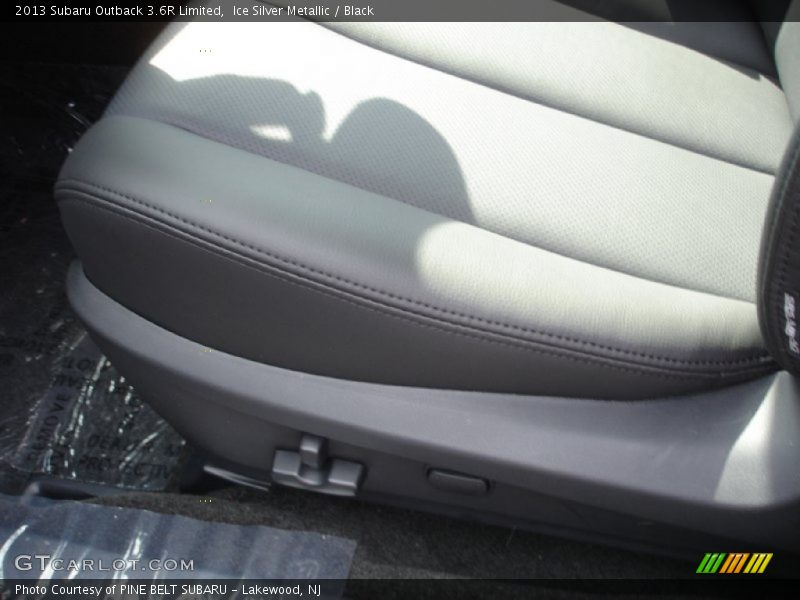Ice Silver Metallic / Black 2013 Subaru Outback 3.6R Limited