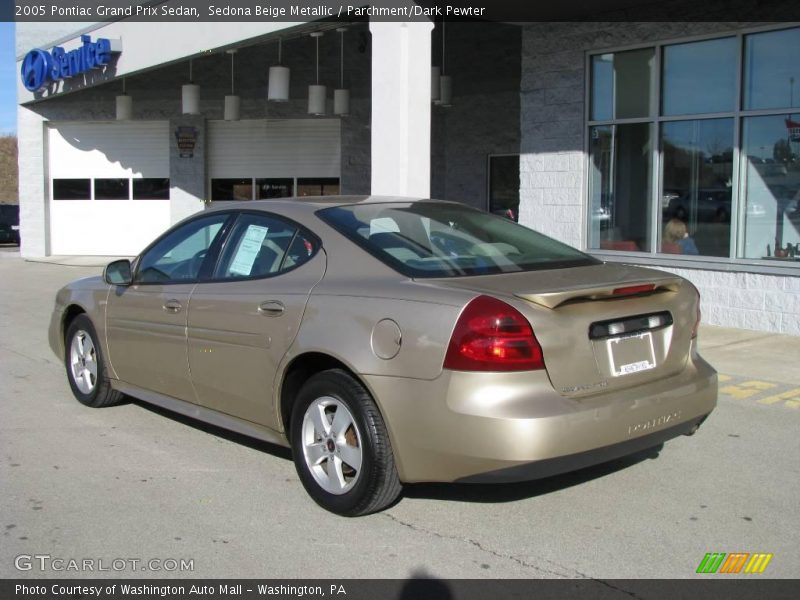 Sedona Beige Metallic / Parchment/Dark Pewter 2005 Pontiac Grand Prix Sedan