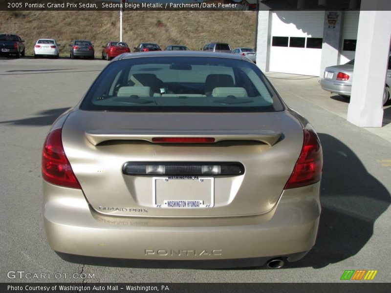 Sedona Beige Metallic / Parchment/Dark Pewter 2005 Pontiac Grand Prix Sedan