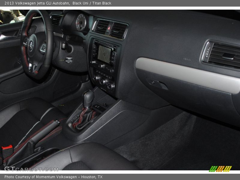 Black Uni / Titan Black 2013 Volkswagen Jetta GLI Autobahn