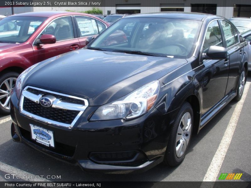 Crystal Black Silica / Ivory 2013 Subaru Legacy 2.5i