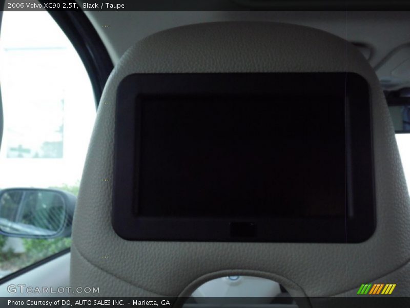 Black / Taupe 2006 Volvo XC90 2.5T