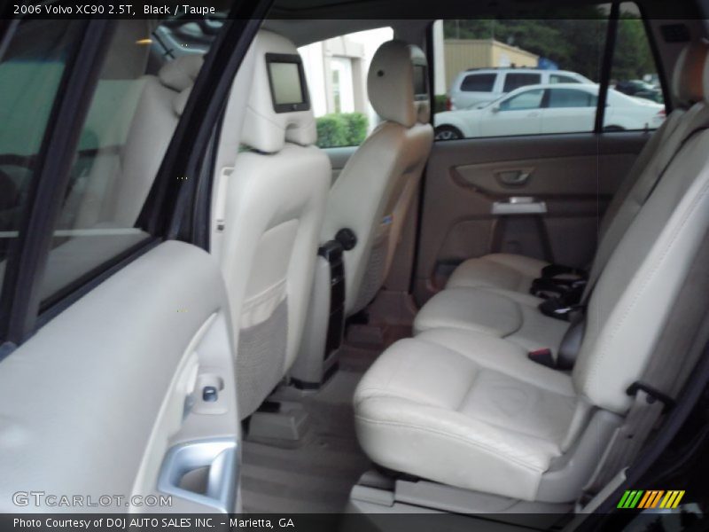 Black / Taupe 2006 Volvo XC90 2.5T