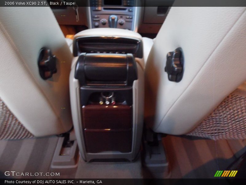 Black / Taupe 2006 Volvo XC90 2.5T