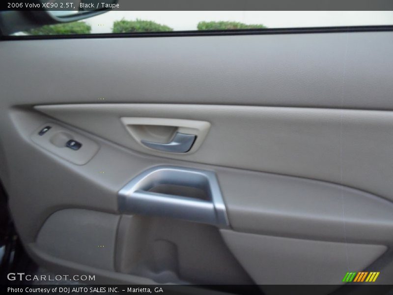 Black / Taupe 2006 Volvo XC90 2.5T