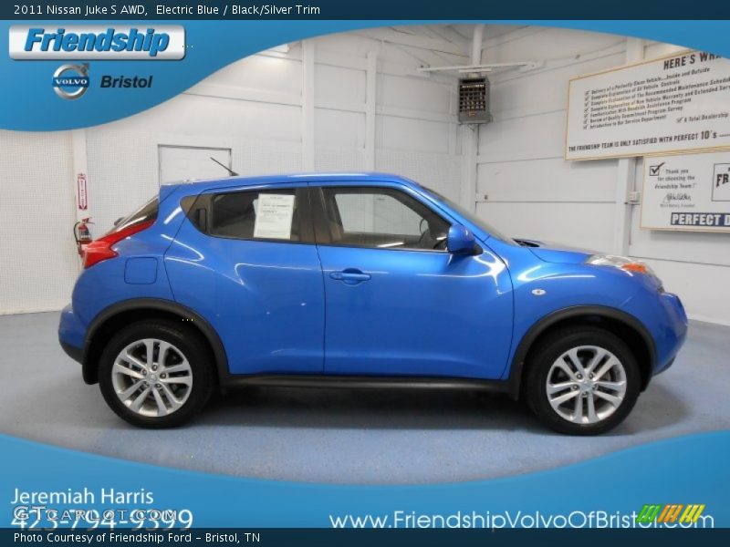 Electric Blue / Black/Silver Trim 2011 Nissan Juke S AWD
