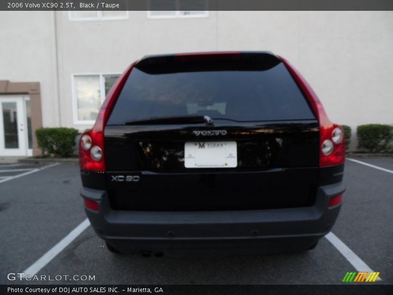 Black / Taupe 2006 Volvo XC90 2.5T