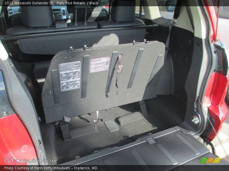 Rally Red Metallic / Black 2013 Mitsubishi Outlander SE