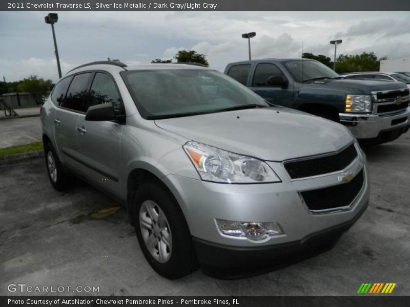 Silver Ice Metallic / Dark Gray/Light Gray 2011 Chevrolet Traverse LS