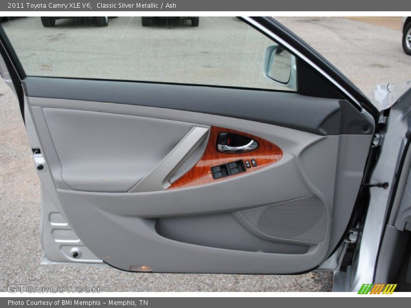 Classic Silver Metallic / Ash 2011 Toyota Camry XLE V6