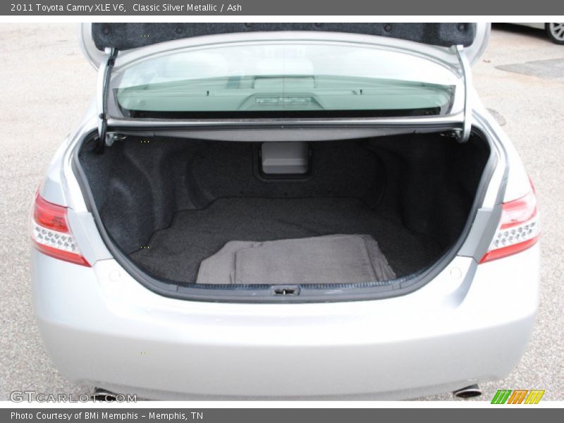 Classic Silver Metallic / Ash 2011 Toyota Camry XLE V6