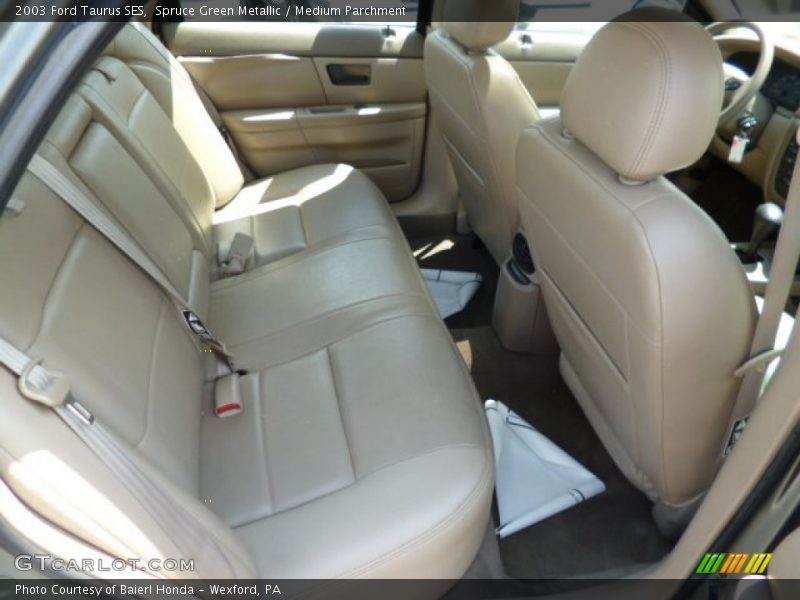 Spruce Green Metallic / Medium Parchment 2003 Ford Taurus SES