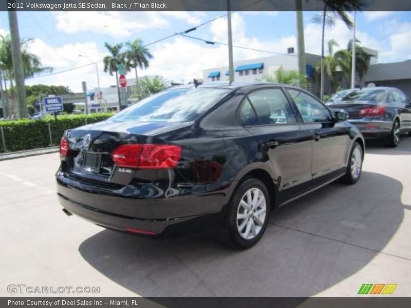 Black / Titan Black 2012 Volkswagen Jetta SE Sedan