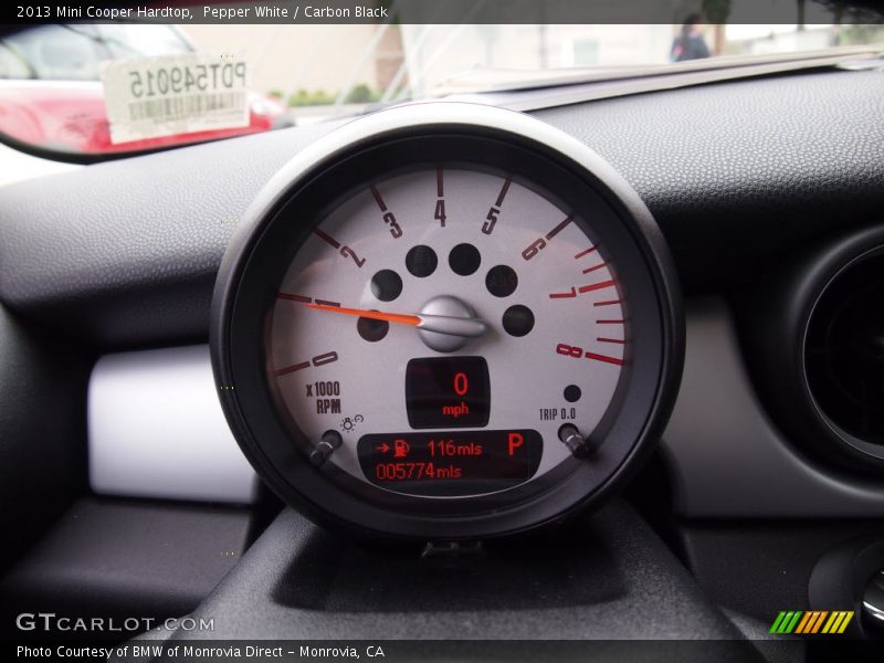 Pepper White / Carbon Black 2013 Mini Cooper Hardtop
