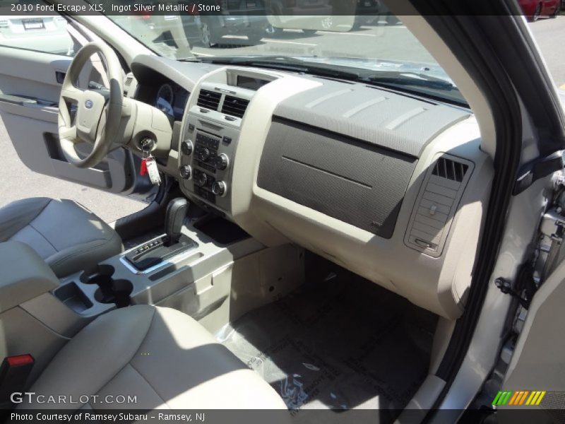 Ingot Silver Metallic / Stone 2010 Ford Escape XLS