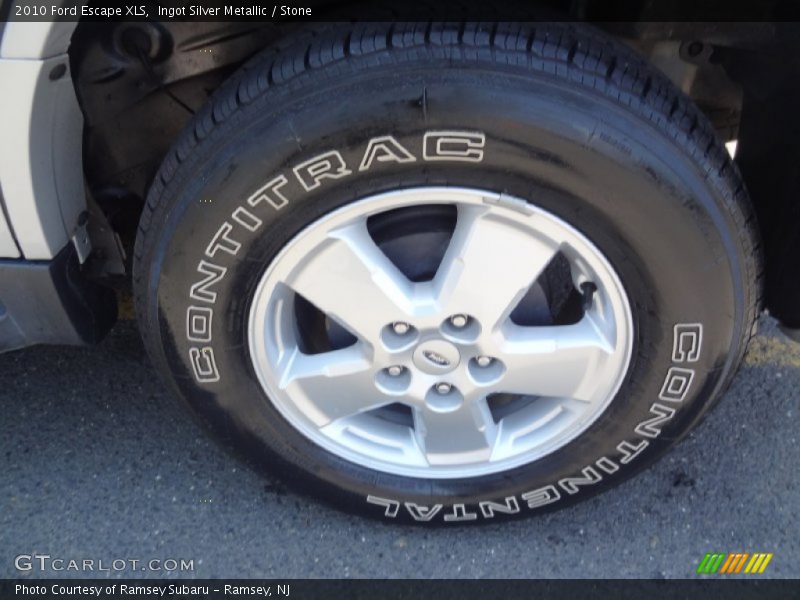 Ingot Silver Metallic / Stone 2010 Ford Escape XLS