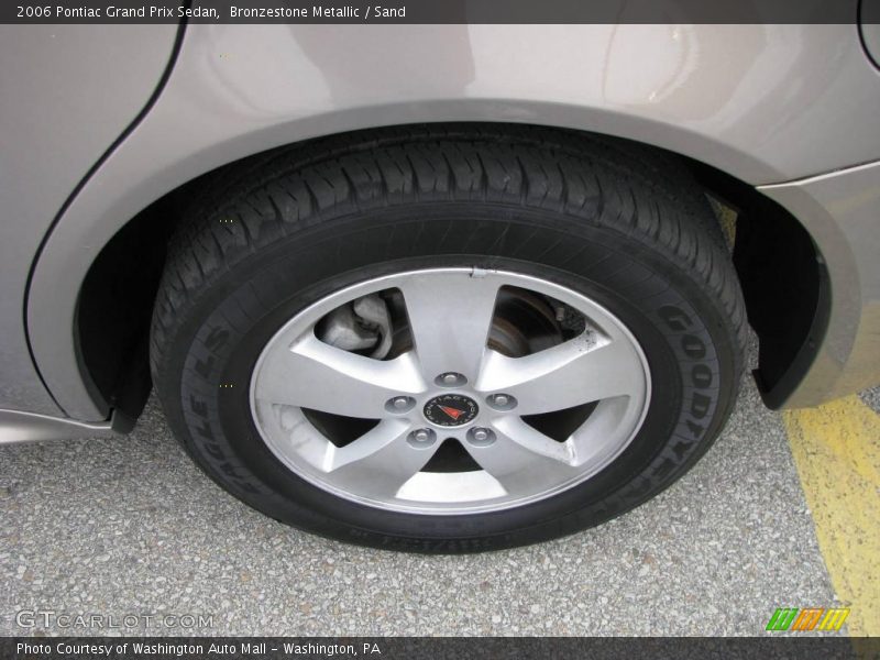 Bronzestone Metallic / Sand 2006 Pontiac Grand Prix Sedan