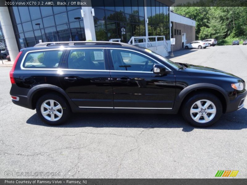 Black / Off Black 2010 Volvo XC70 3.2 AWD
